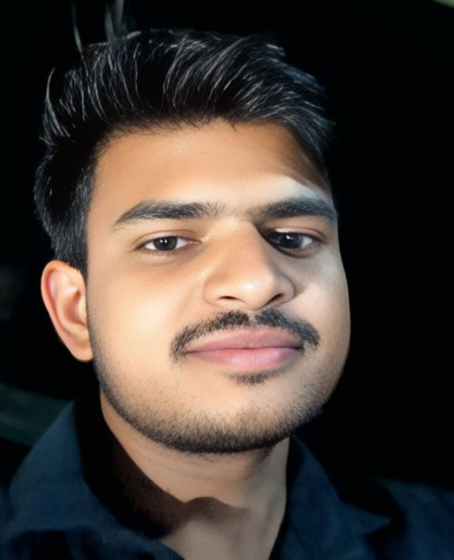 Pradeep Nishad, Faunder of india blogs